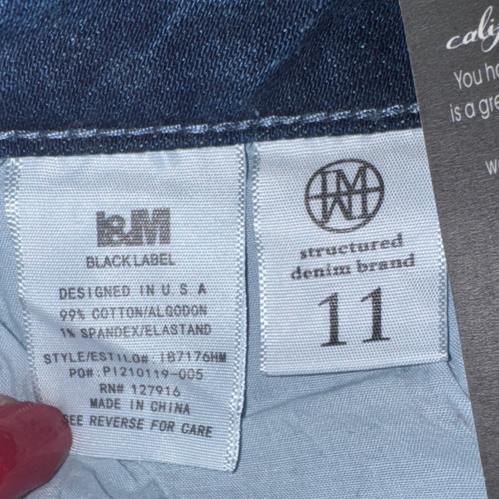 I & M Distressed Blue Jeans - Picture 10 of 15